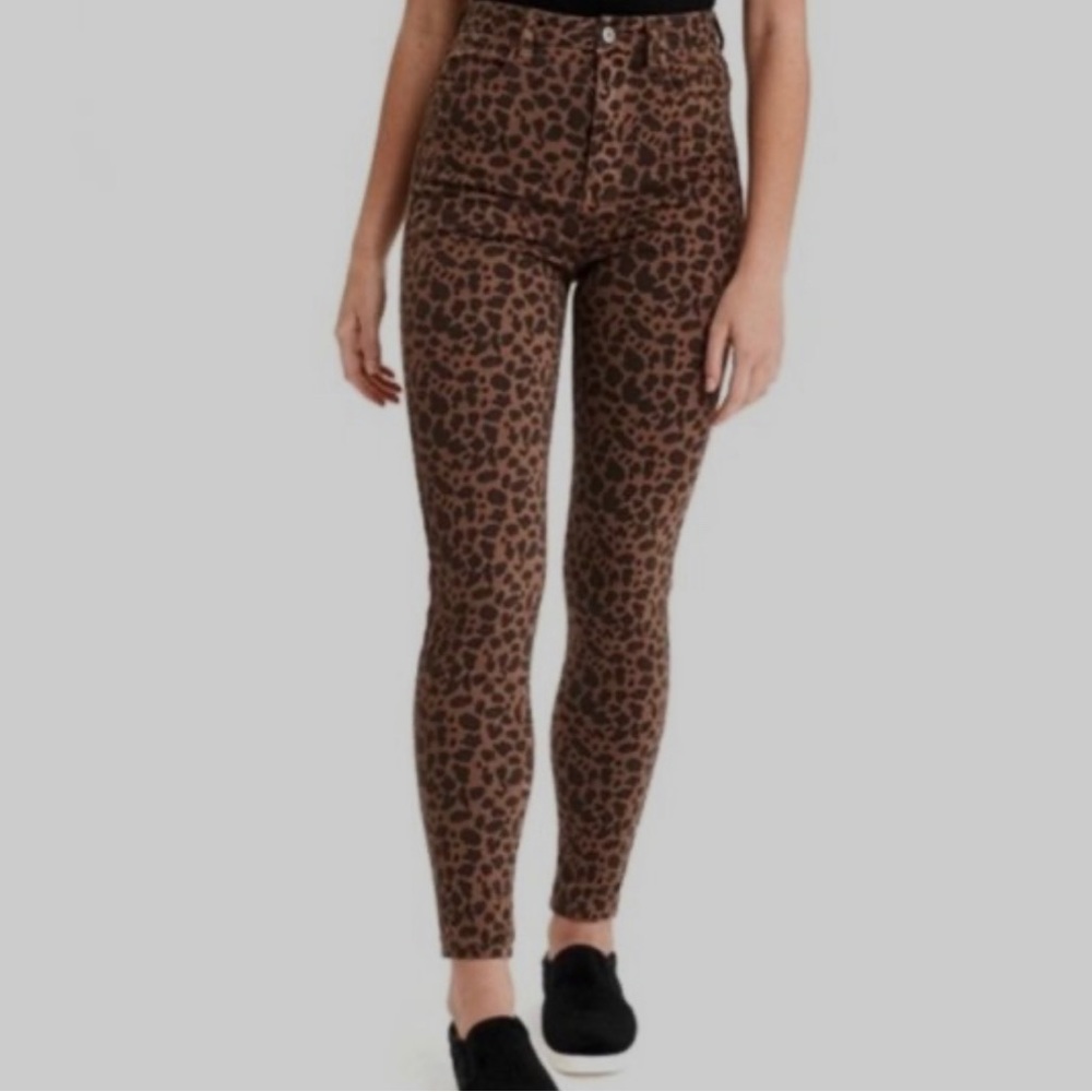American Eagle Cheetah Print Jeggings